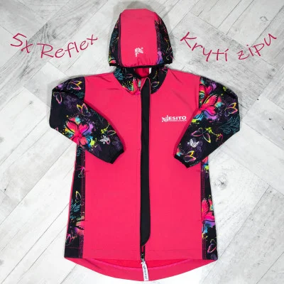 Sportovně elegantní dívčí softshellový kabát Motýl ve vel. 86 až 146. Originální český handmade od ESITO.