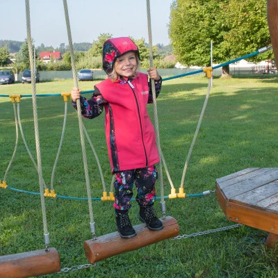 Sportovně elegantní dívčí softshellový kabát Motýl ve vel. 86 až 146. Originální český handmade od ESITO.