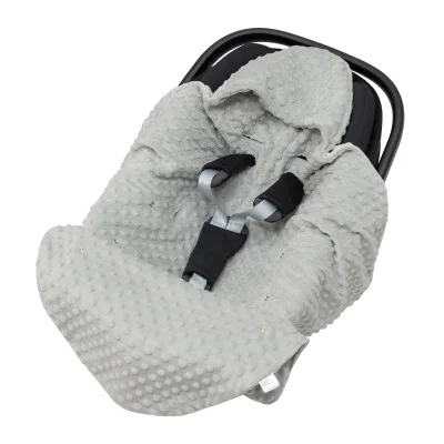 Fusak, zavinovačka do autosedačky Minky ilustrační foto detailu. Od českého výrobce Esito.