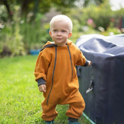 Teplákový overal rostoucí Warmkeeper Antique gold od českého výrobce Esito.