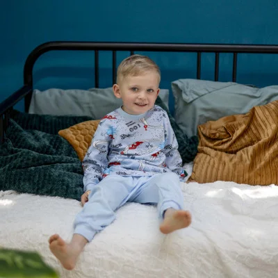 Chlapecké dětské pyžamo Race Blue od českého výrobce dětského oblečení ESITO.