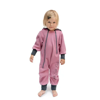 Teplákový overal rostoucí Warmkeeper Cyclamen pink od českého výrobce Esito.