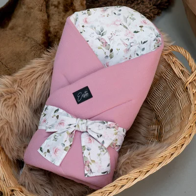 Mušelínová zavinovačka pro miminko Birdie 85x85 cm od českého výrobce Esito.