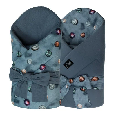 Mušelínová zavinovačka pro miminko Planets 85x85 cm od českého výrobce Esito.