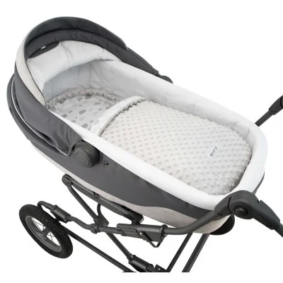 Autofusak Minky ilustrační foto v korbičce. Od českého výrobce Esito.