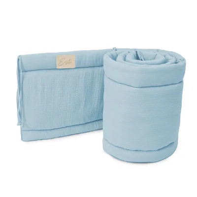 Luxusní mantinel mušelín do postýlky Blue od českého výrobce Esito.