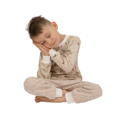 Dětské pyžamo Žirafa od českého výrobce dětského oblečení Esito.