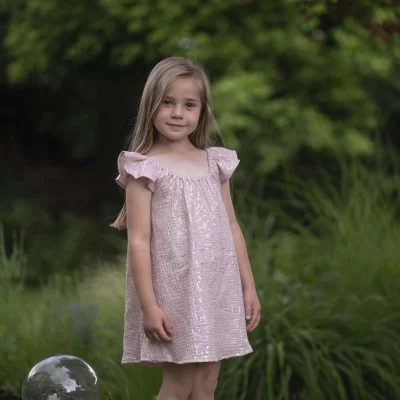 Dívčí mušelínové šaty Shiny heart live foto od českého výrobce Esito.