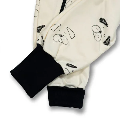 Teplákový overal rostoucí Tlapka od českého výrobce Esito.