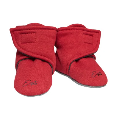 Capáčky barefoot Warmkeeper Cerise red od českého výrobce dětského oblečení Esito.