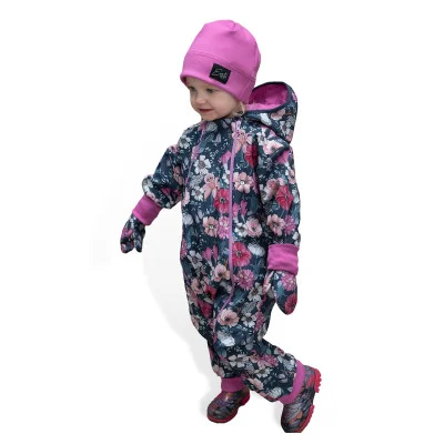 Rostoucí softshellová kombinéza s fleecem Garden bloom od českého výrobce dětského oblečení Esito.