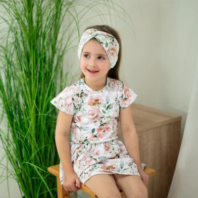 Dívčí šaty Růženka od českého výrobce Esito.