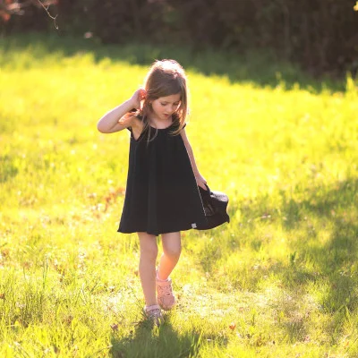 Dívčí mušelínové šaty Black od českého výrobce Esito.