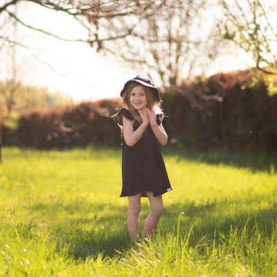 Dívčí mušelínové šaty Black od českého výrobce Esito.