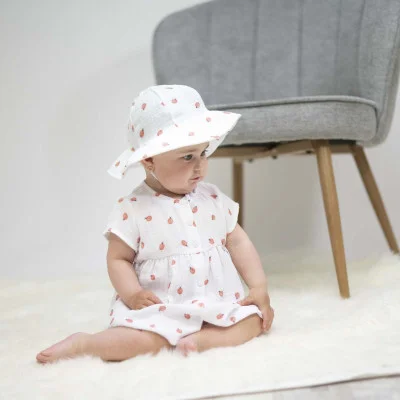 Mušelínové šaty Barunka Beruška live foto od českého výrobce Esito.