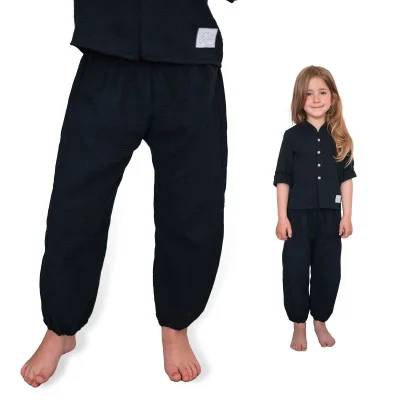 Dětské mušelínové kalhoty Luca Black od českého výrobce Esito.