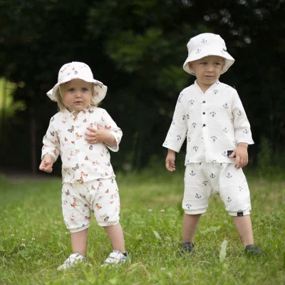 Dětské kraťasy mušelín Motýlek náhled na komplet s košilí od českého výrobce oblečení Esito.