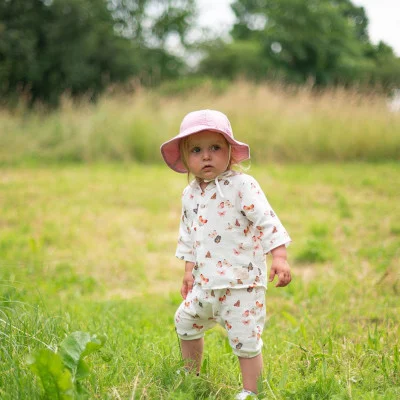 Dětské kraťasy mušelín Motýlek náhled na komplet s košilí od českého výrobce oblečení Esito.
