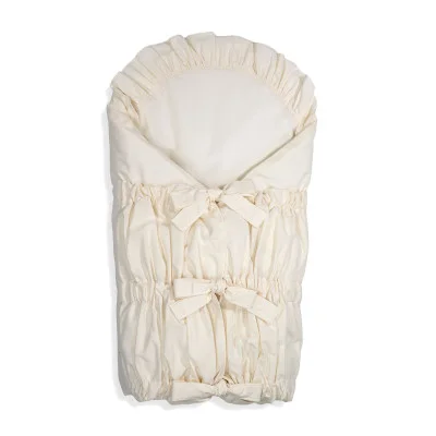 Klasická zavinovačka čtvercová Delicate cream od českého výrobce Esito.