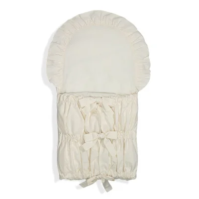 Klasická zavinovačka obdélníková Delicate cream od českého výrobce Esito.