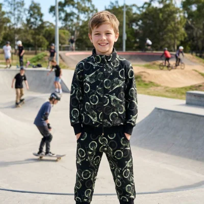 Mikina na zip Motokros live foto chlapec 10 let od českého výrobce mody pro děti a dospělé Esito.