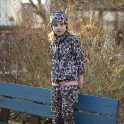 Mikina na zip Purple flower live foto od českého výrobce módy pro děti a dospělé.