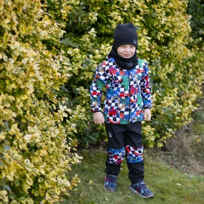 Dětská softshellová bunda DUO Play of colors live foto náhled na komplet s kalhotami od českého výrobce Esito.