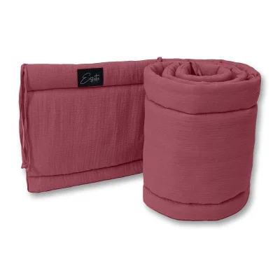 Luxusní mantinel mušelín do postýlky Ruby red od českého výrobce Esito.